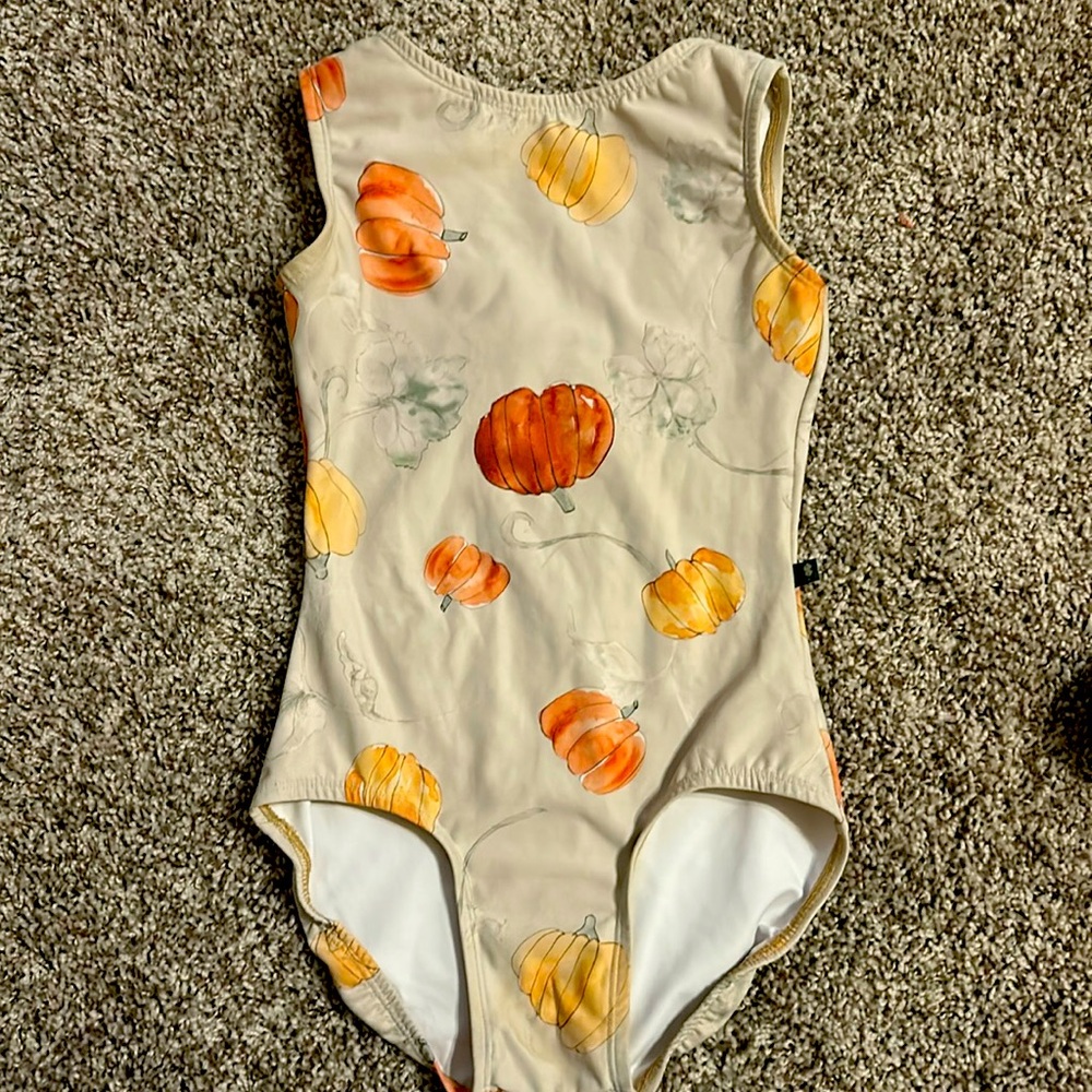 Lucky Leo Clarity Custom Leo size small